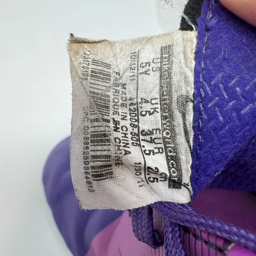 Nike Mercurial Victory II FG 442008-505 Purple Cleats Youth‎ Size 5